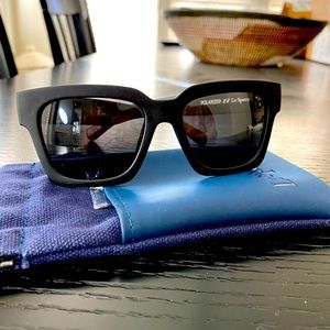 Le Specs black sunglasses